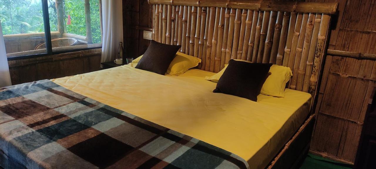 Fab - Bamboo Hut With Open Shower Munnar Buitenkant foto