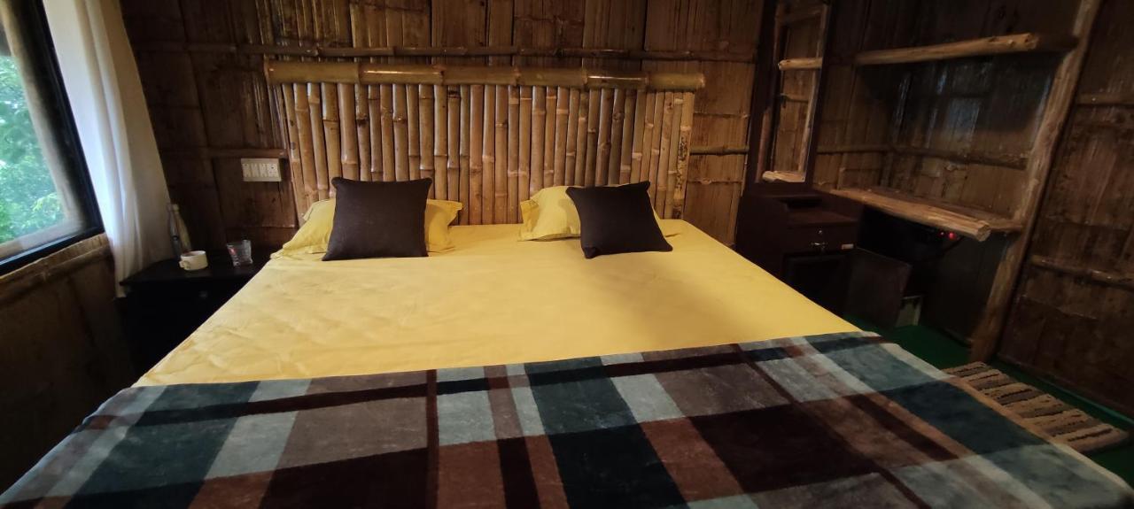 Fab - Bamboo Hut With Open Shower Munnar Buitenkant foto