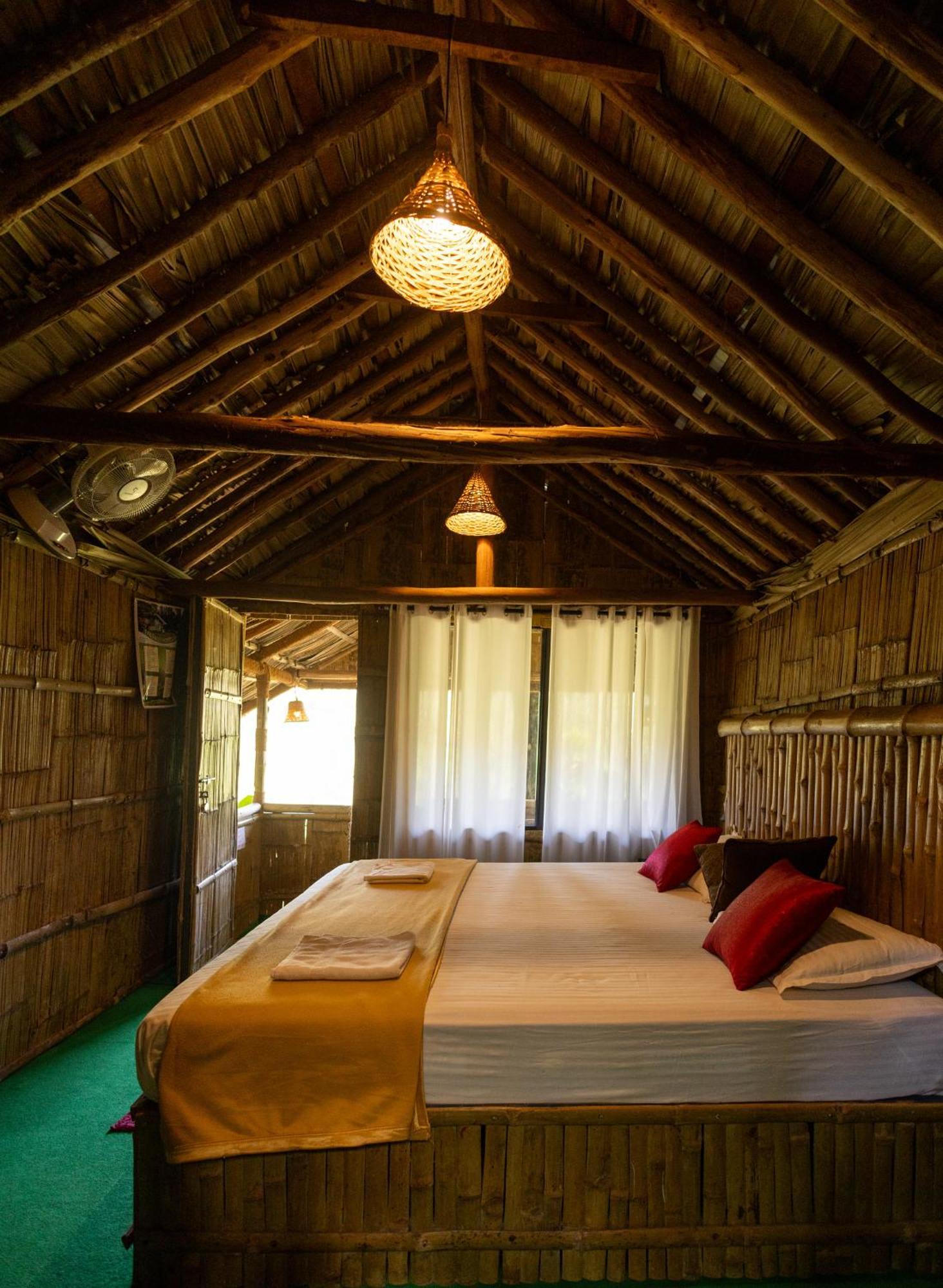 Fab - Bamboo Hut With Open Shower Munnar Buitenkant foto