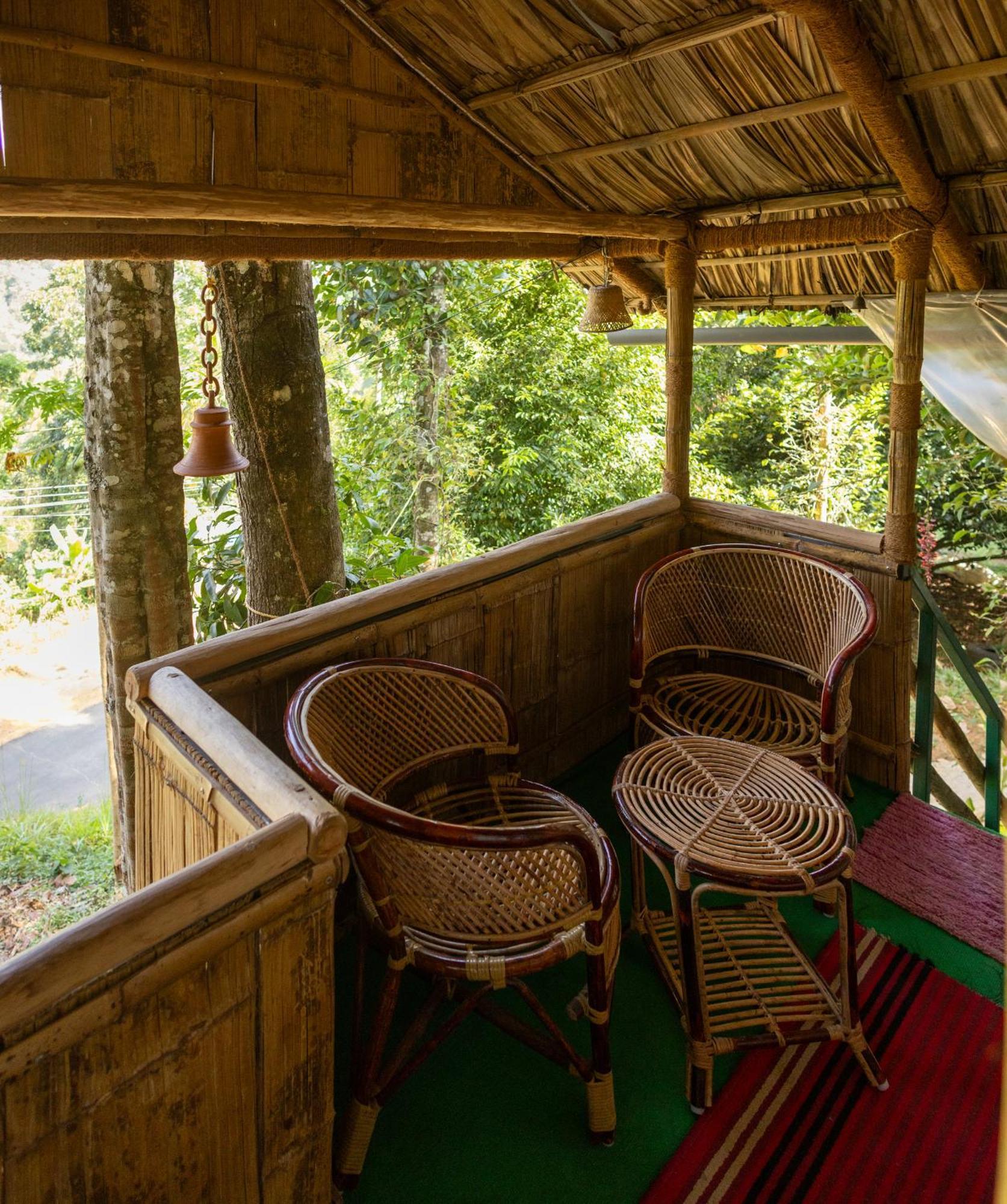 Fab - Bamboo Hut With Open Shower Munnar Buitenkant foto